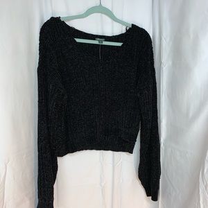 5/$40 SALE Wild Fable Crop Sweater